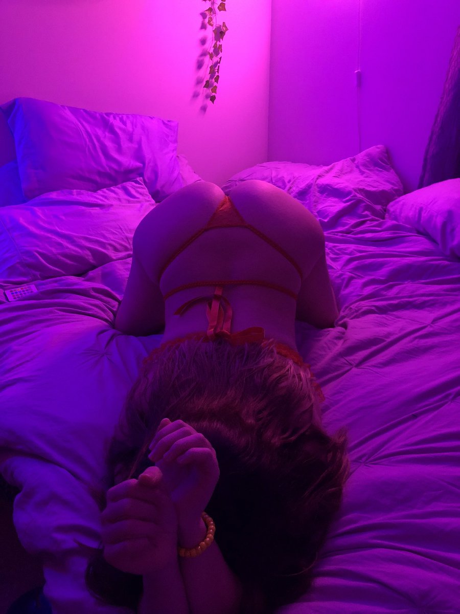 thevannessa_'s tweet photo. $babybunny14 , new photo set for sale ✨ #nsfw #buymynudes #sellingnudes #camgirl #nudes https://t.co/ib6zL3tUmT