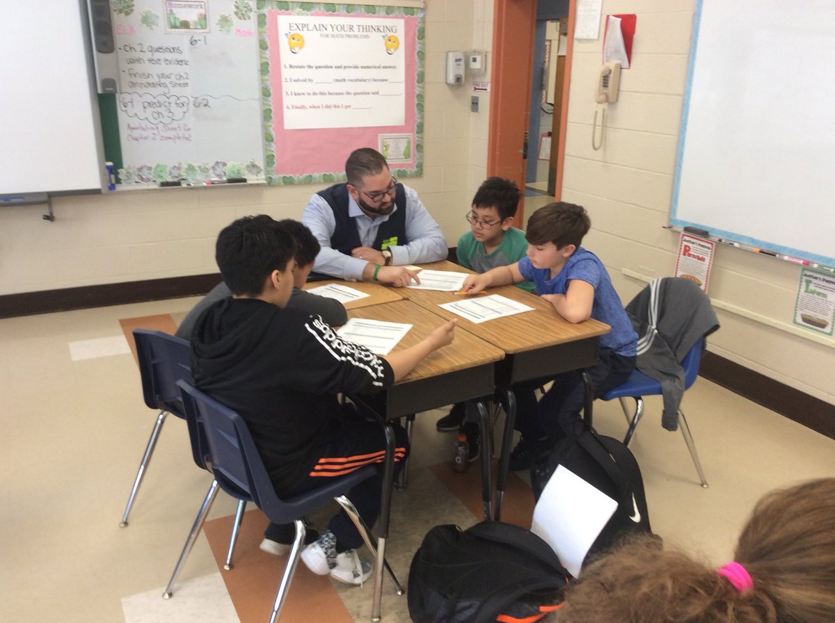 jknipper22's tweet image. Continuing our exciting work with the #WorkForceDevelopmentBoard.  Business partners working directly with kids to create viable businesses or services to fill a need. #Moonachie @NewJerseyDOE