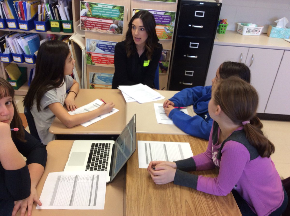 jknipper22's tweet image. Continuing our exciting work with the #WorkForceDevelopmentBoard.  Business partners working directly with kids to create viable businesses or services to fill a need. #Moonachie @NewJerseyDOE