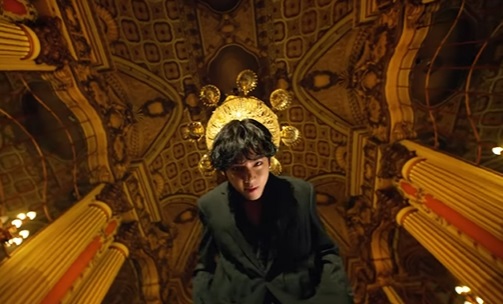 dzemiodek's tweet photo. SUN, IS THAT YOU? 🌞🧐 #BlackSwanMV #BlackSwan #blackswantheory #BTS #btstheory #BTSWORLDDOMINATION #armytheory #V #Taehyung #vmin #Jimin #BTSShadow #ShadowMusicVideo #뷔 #김태형 #지민 #박지민 #방탄소년단 #ON #DNA #MAP_OF_THE_SOUL_7 https://t.co/EILCvAj2WM