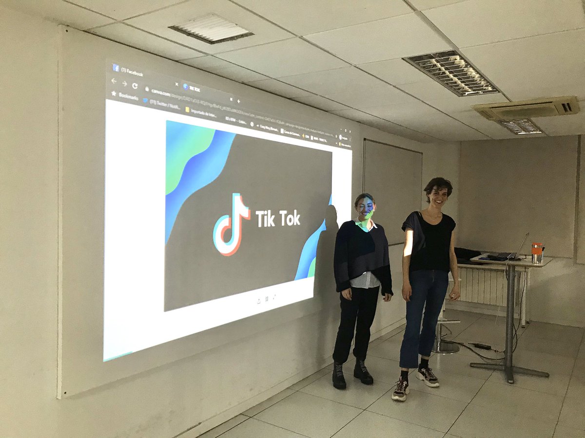 cinacio06's tweet photo. 🚀 Hoy en @aulaCM las #CommunityManager 
@palacios_pg @asenjo_isabel del 
#equipo166 nos hablan de #TikTok 

👉 Estrategias de marketing para aplicar en marcas y empresas

#marcapersonal https://t.co/g0EBV2VhRd