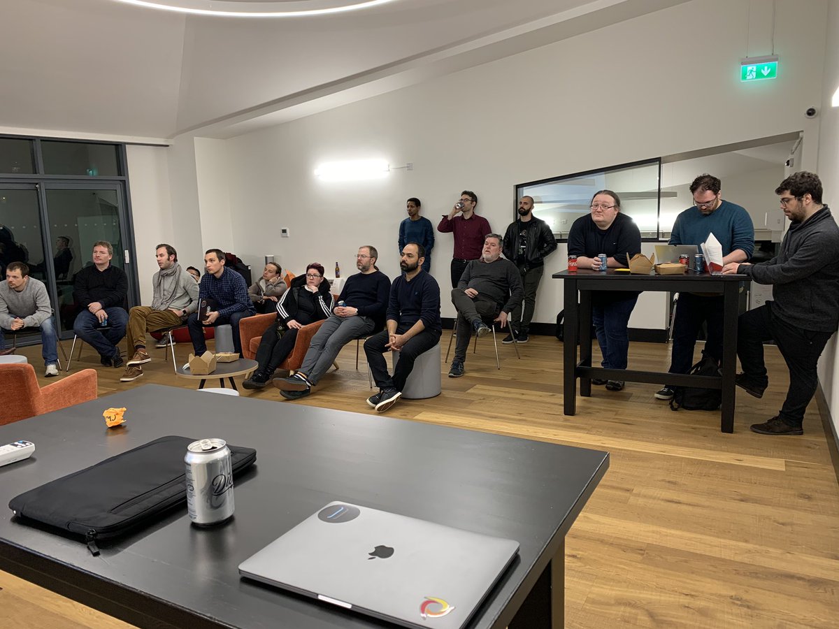 sandromancuso's tweet image. Starting our fortnight @codurance evening catch up. @alfredodev giving the first lightning talk.