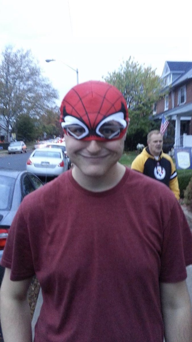 ang9165's tweet photo. HAPPY #NationalSonsDay to my sweet, intelligent and funny son!! https://t.co/jfqGMCWnnI