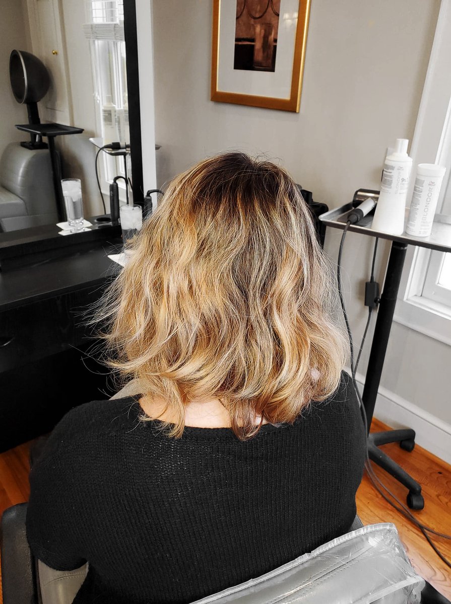 Our stylists are masters of hair transformations. Schedule an appointment with us and let us show you a new......you!
.
Follow our Salon on Instagram @salonatwestglow