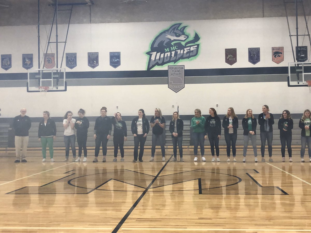 ashirley81's tweet photo. Cheering on our MHC Lady Wolves as they make their way to STATE! Good Luck Ladies! We are proud of you! #maywoodpride @MaywoodSchool #mhcladywolves https://t.co/61AWcOA5lY