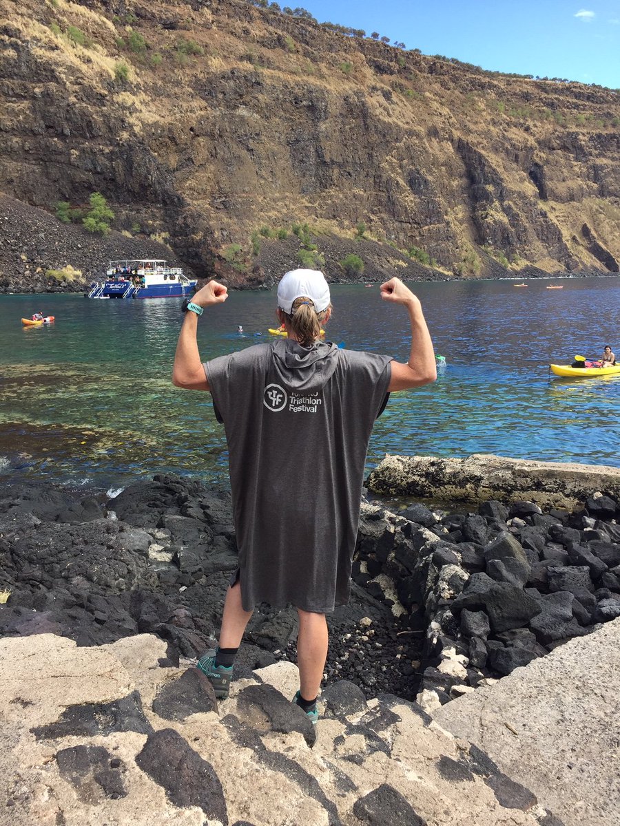 teamatomica's tweet photo. Some amazing pictures from CAMP KONA – HAWAII #Hawaii #kona #athlete #cycling #run #swim https://t.co/bgc8O5o0rQ