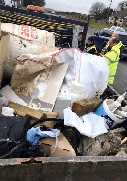EastLindseyDC's tweet photo. The very first #OpCleanSweep in East Lindsey was carried out as part of the SCRAP Fly Tipping campaign today!

Our Enforcement team together with @LincsPolice, @EnvAgencyMids, @DVSAgovuk, @HMRCgovuk teamed up near Horncastle and did this... https://t.co/ngsQrvUweJ