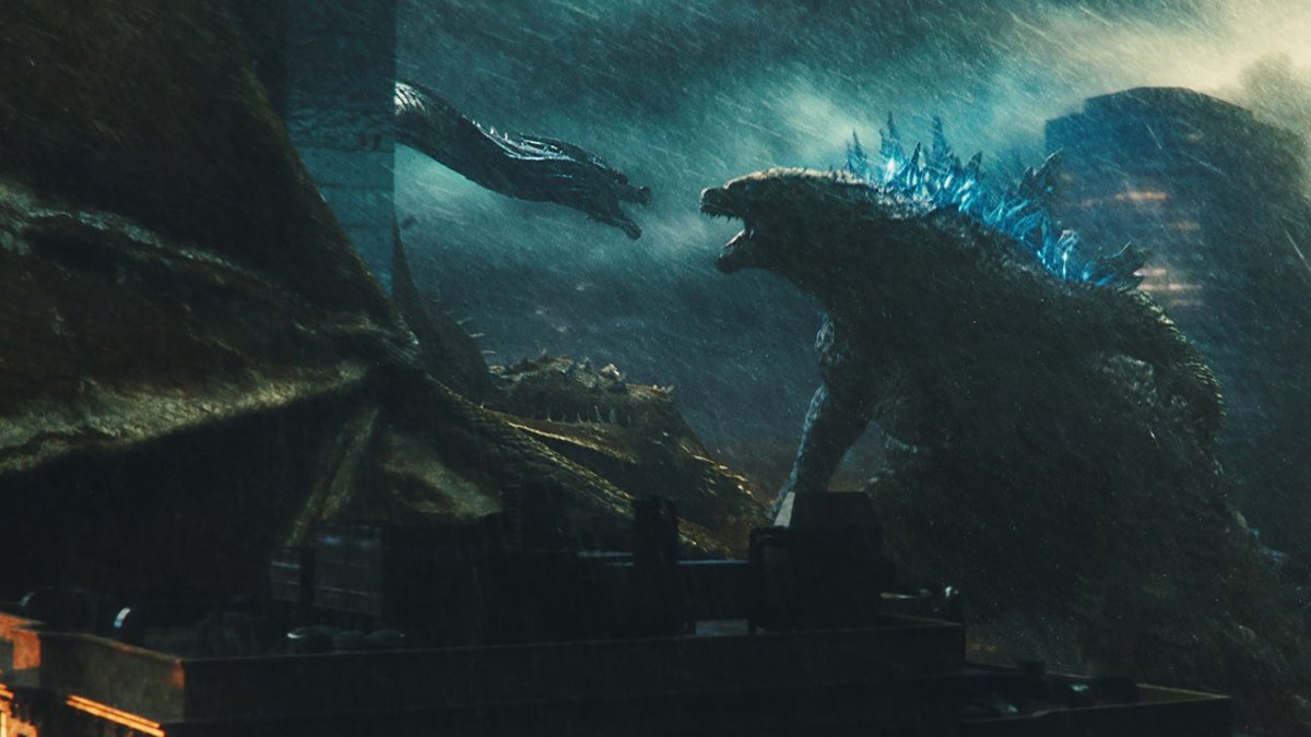 Godzilla 2 (2019) : moins bon que le reboot selon moi (mal équilibré). Y'a certes de magnifiques scènes "wallpaper" (le plan de Ghidorah sur le volcan, INCROYABLE), mais c'est vite limité, malgré l'histoire avec Kong. Beaucoup trop fouillis, malgré de bonnes idées. 12/20