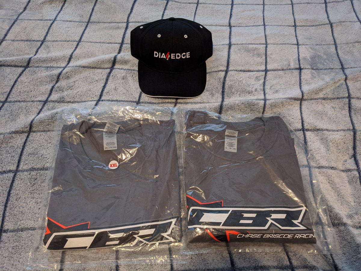 Andrew_P_88's tweet image. Huge shout-out to @MMUSCuttingTool for this #DiaEdge @ChaseBriscoe5 merch. Huge Briscoe fan so glad to have this to wear. Hopefully we see DiaEdge back on one of Briscoe's racecars or racetrucks soon!