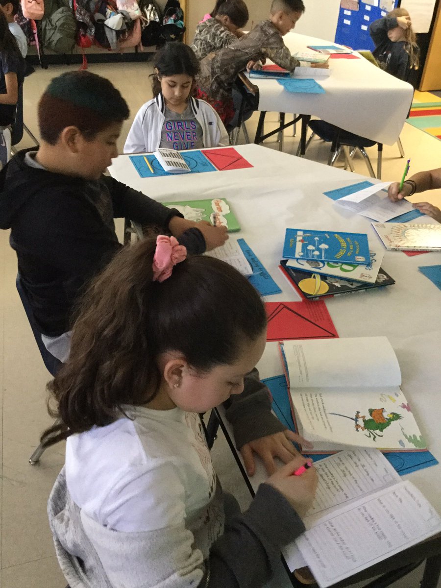KarissaSpriggs's tweet photo. Our Dr. Seuss Book Tasting for Read Across America Week was a big hit! @NISDMurnin https://t.co/tOOBPwGOHG
