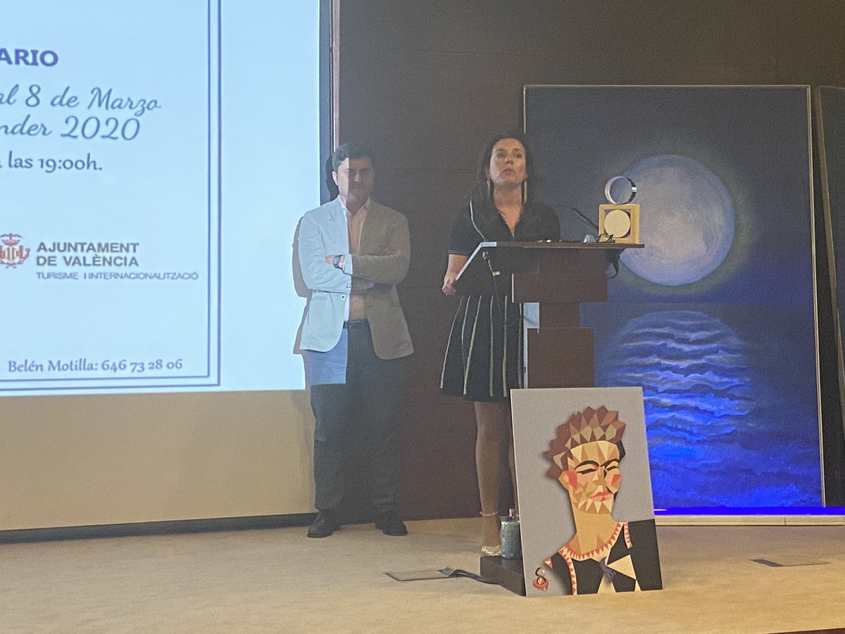 entidadPTV's tweet image. La gerente de @entidadPTV,
Manuela Pedraza, ha sido reconocida esta noche con uno de los #PremiosAMSELD, Premios Especial 8 de Marzo. El galardón es un premio tanto a su trayectoria profesional como su vertiente solidaria. @paternaempresas @AytoPaterna #paterna @FEPEVAL