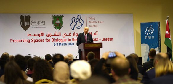 HM King Harald: “The way Jordan has received refugees serves as an example to us all. Your message about caring for people in need, and your appeal to the international community to stand by you, have created a space for dialogue.”#preservingspacesMidEast #JordanNorway2020📷:PRIO