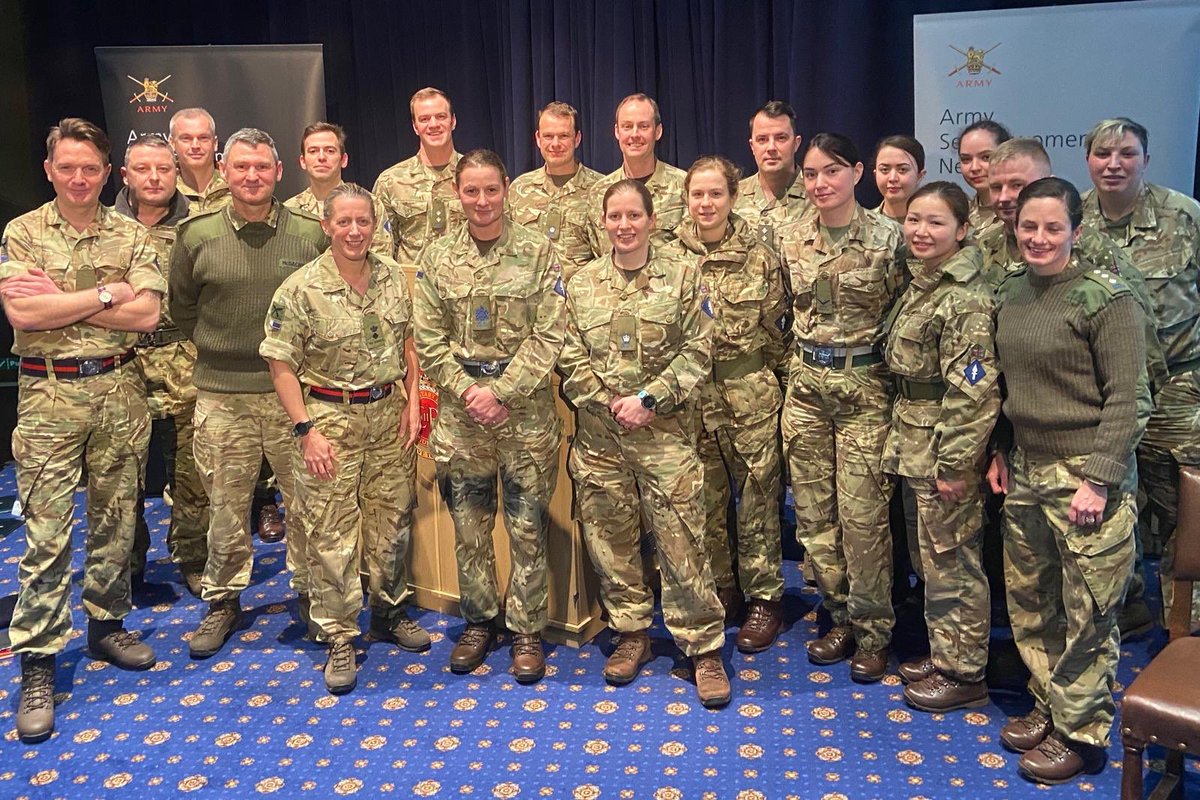 What an amazing day at the Army Servicewomen’s Network Conference at @RMASandhurst yesterday. With speakers who didn’t fail to inspire, our team from @30SigRegt had a fascinating day! @BritishArmy @CrossFit #ArmyConfidence