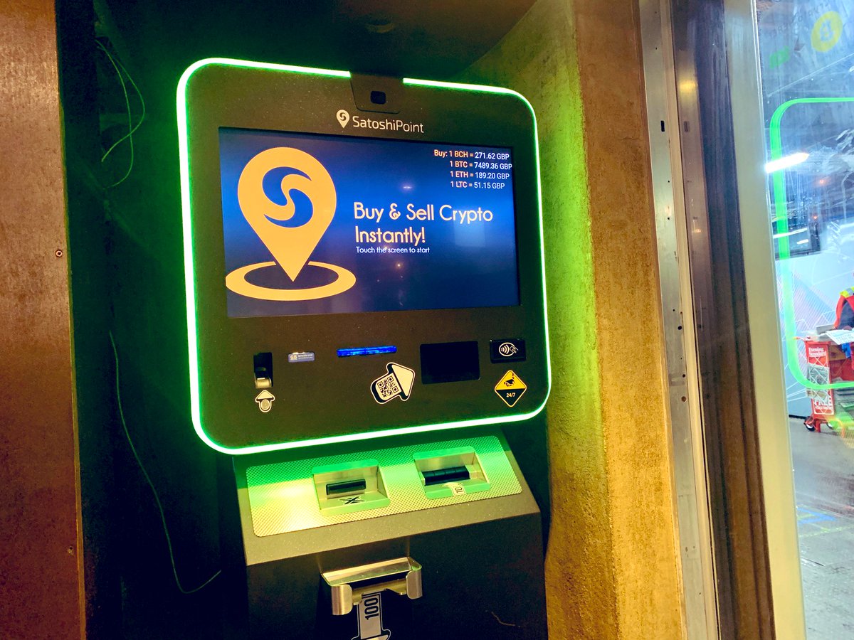 okx's tweet photo. COMMUNITY: A fancy “cashless” night out with the CEO of @BitcoinCom @srust99  &amp; our marketing director @Teigithetigger at @nincomsoupLDN with the $BCH community 🇬🇧 @SatoshiPoint #LondonBlockchainWeek #MakeBitcoinCashAgain https://t.co/nsOtiRrFwF