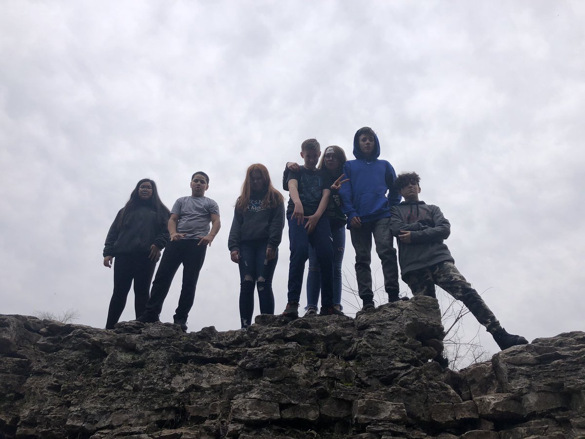 rleep34's tweet photo. Great day at Sequiota! Thanks Justin, Kiana, Jerome and @TheParkBoard for the cave tour! It was a great experience for the kids! @officialSPS @CarverMSCougars @SPS_PhysEd https://t.co/AkfexIntF4
