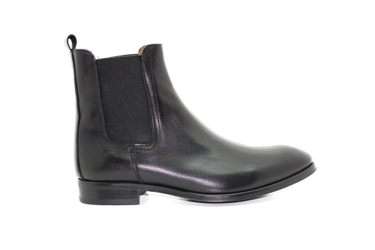 UmberShoes's tweet photo. La nueva colección está aquí!

Descúbrela: https://t.co/pJSyzMtEQ8

——————————————

The new collection is here!

Discover it: https://t.co/pJSyzMtEQ8
⠀ 
#shoes #man #spring #summer #handmade #spain #fashion #style #boots #outfit https://t.co/bBNYQyJO90