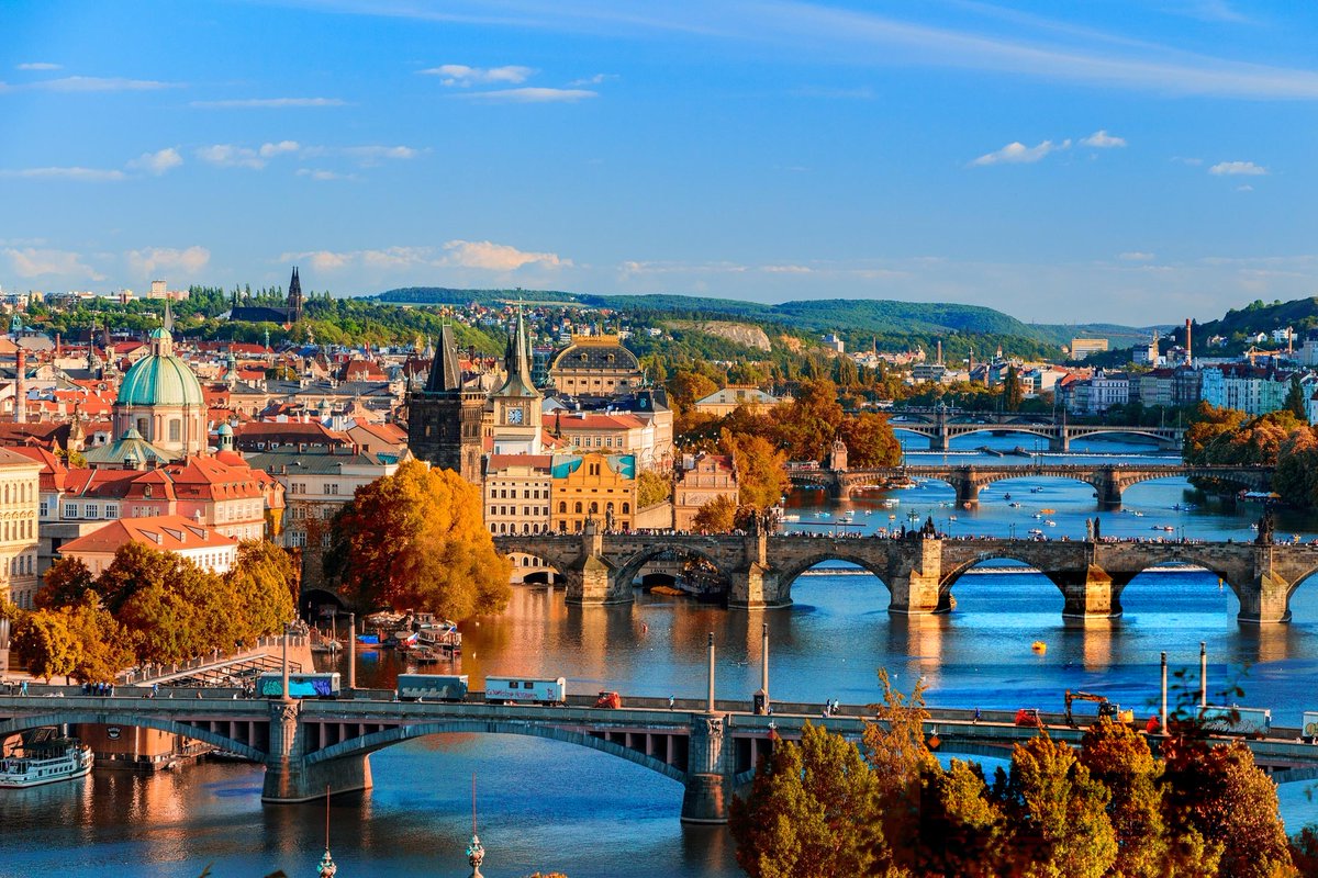 UTCREEES's tweet photo. We're proud to remind you that Dr. Hilchey has put together the largest free, open-licensed Czech curriculum online, whereby you can learn the Czech language or teach it to someone else.
Videos, maps, vocabulary...#RealityCzech.
https://t.co/tEaVh058pP https://t.co/rOeBozksHX