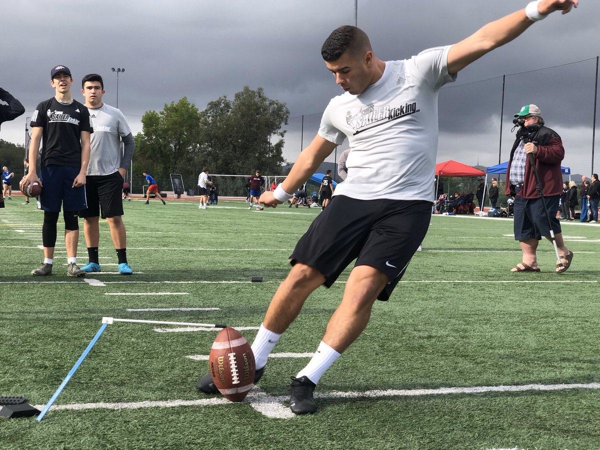 Chris_Sailer's tweet photo. Exposure! The Class of 2020 &amp; 2021 Rankings are now updated post CA Spring Camp.  J. Bryan, R. Chavez, Shuran, Meono, D. Lynch, Voorhees, Dalziel, Hawkins, McCallister, Reeser, K. Ryan, Brutto &amp; More --> https://t.co/ZayJM45e47 #TeamSailer https://t.co/aRh5UKjGEf
