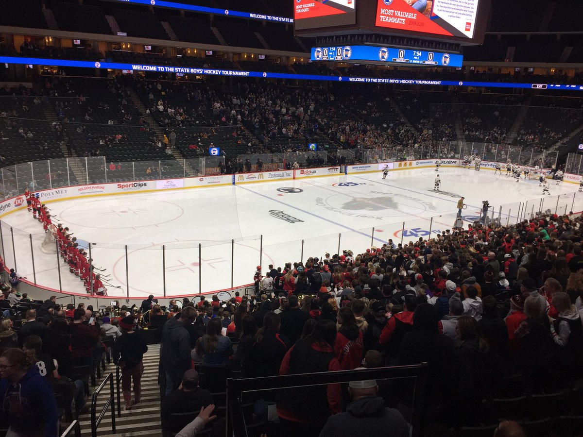 MCoalwell5's tweet photo. Very strong turnout from Monti fans to stand behind the Moose at the X!!  #letsgomoose! https://t.co/Ur4IFvThvQ