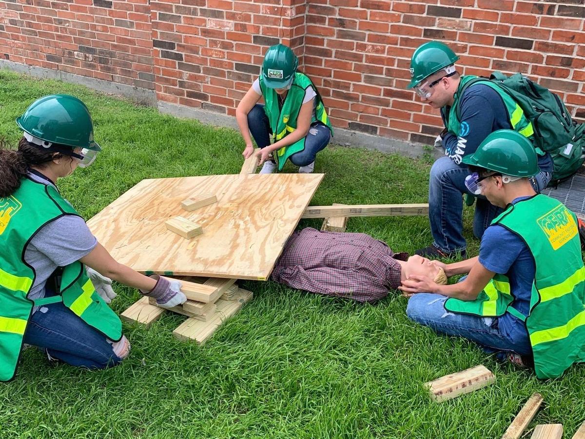 cisdnews's tweet photo. Students from the Comal Independent School District made quite an impression at the SkillsUSA Texas District 10 Leadership and Skills Conference a few weeks ago, returning to their campuses with more than a dozen individual and team awards.
https://t.co/BsGdyk2jqd https://t.co/Mk5Y3jirnh