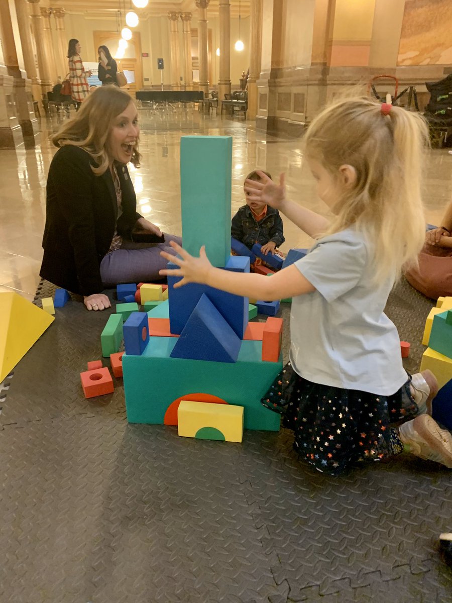 ChristieAppel's tweet photo. Being a parent is my most important — and hardest — job. Kids don’t come with a manual. Parents as Teachers has been life-changing for my family. I’ll always fight for @NatlPAT bc parents deserve support to succeed at the job that matters most. #ksleg #ksed #kpat #30PAT https://t.co/GSqJcE2ReC