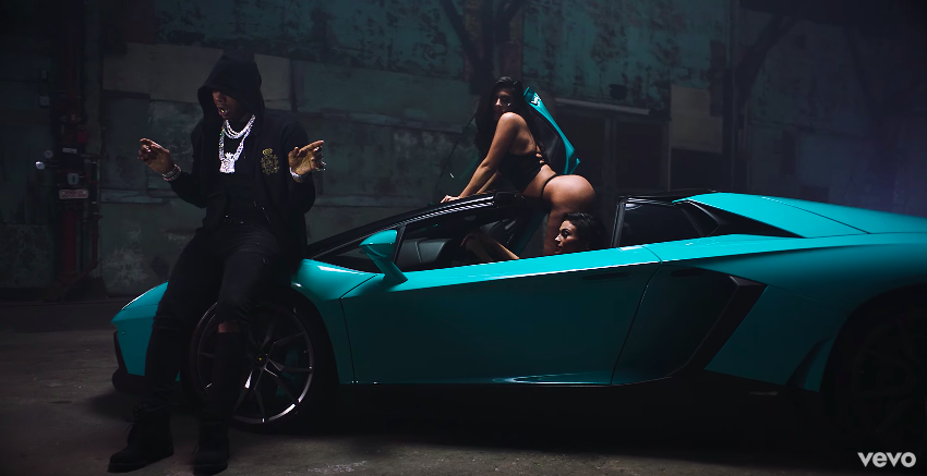 DailyLoud's tweet photo. [NEW] @MoneyBaggYo - "Pistol By Da Bed" [Music Video] https://t.co/xycrhg37te https://t.co/nhuo1wzXXY