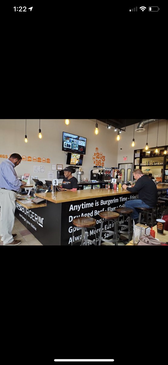 UmbleBurger's tweet photo. ❎20777 Hwy 59 N, Humble, TX 77338❎
👽UMBLE BURGERS HUMBLE TX  

(Store sign will say BURGERIM)

🚨ELK BURGERS 
🚨CBD BURGERS (add on to Any) 
🚨 BOUDIN BURGERS 
🚨LAMB BURGERS 
🚨VEGGIE BURGERS 🥵
❎WINGS , BEERS on tap or Bottle , frozen MARGS , hella TVS, and OPEN PATIO! https://t.co/c1YePOnM1G
