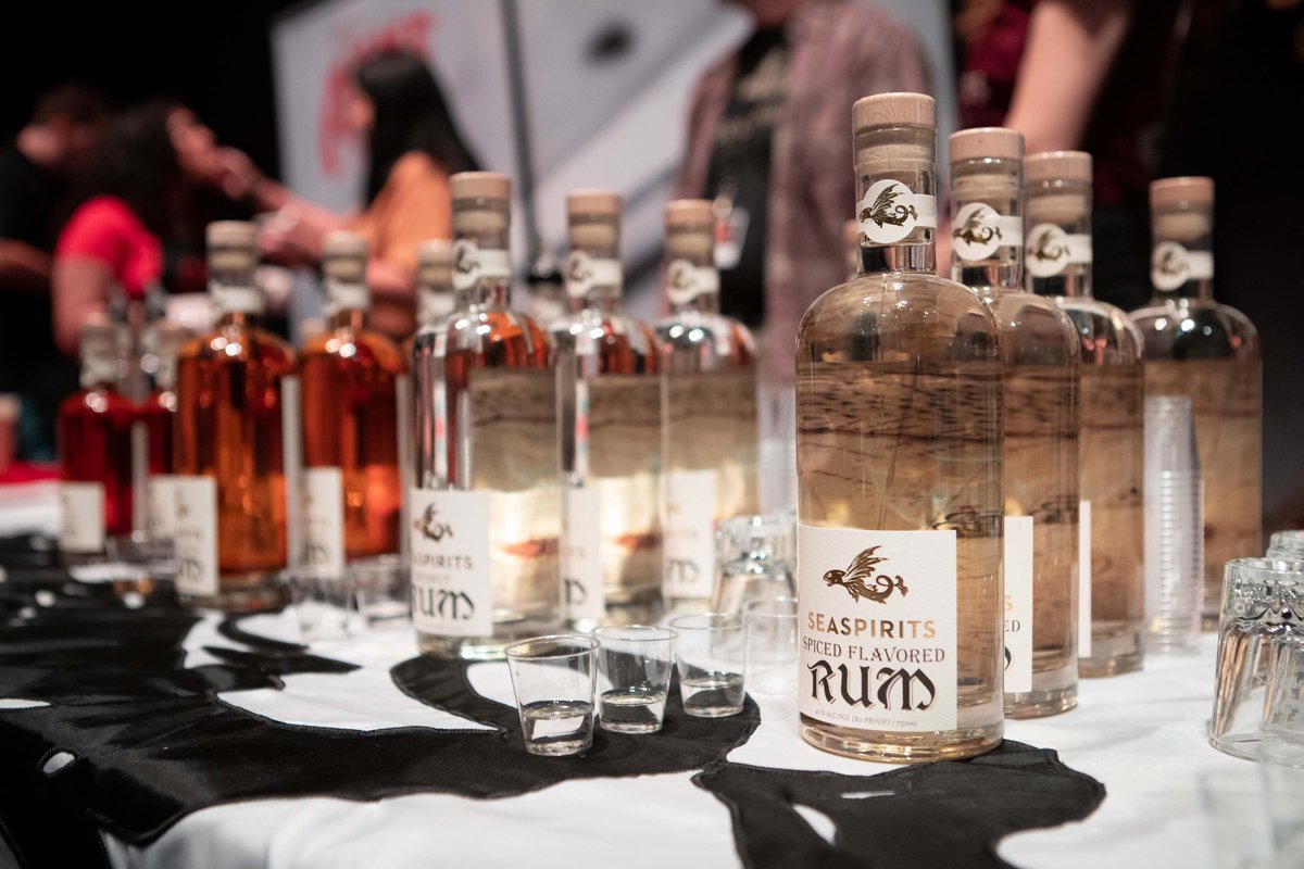 Distillery registration is in full swing. RT and tag your favorite Washington distilleries and tell them you want to see them at #PROOFWA!