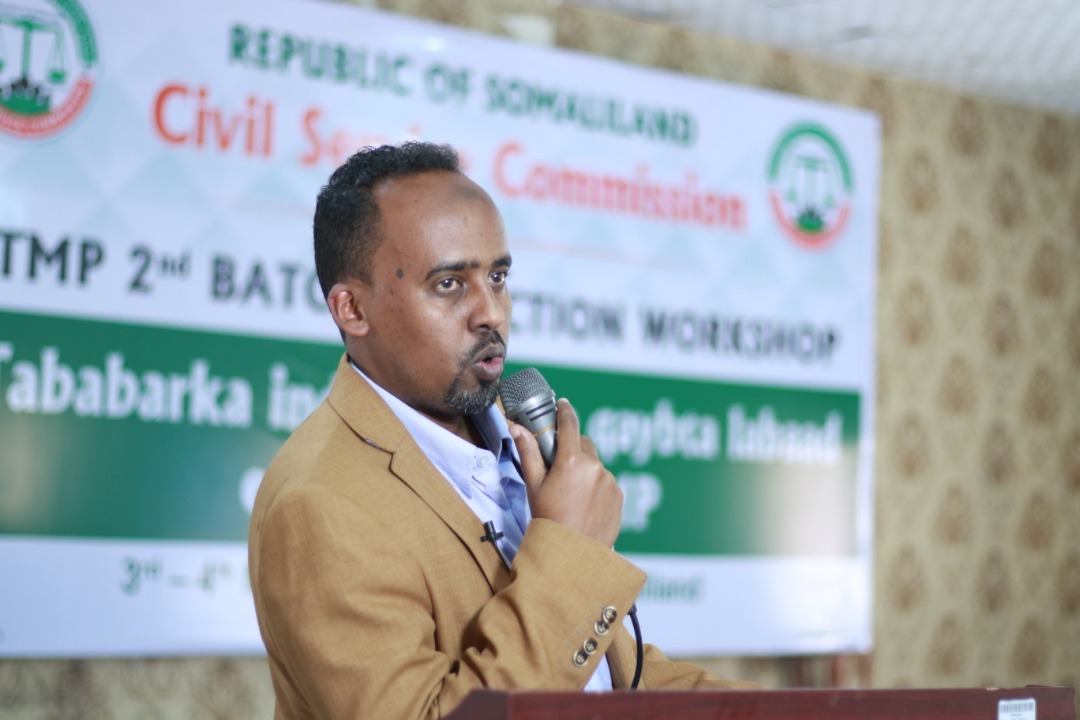 cabdirashed's tweet photo. The @WorldBank's  Talent Management Program targets critical positions at the managerial level &amp; in the areas of policy mngt &amp; HRM in selected Ministries &amp; Agencies. @slmesaf is one of the targeted ministries. Attended the TMP team's deployment session at the @CSCSOMALILAND https://t.co/IbCTFhKUZf