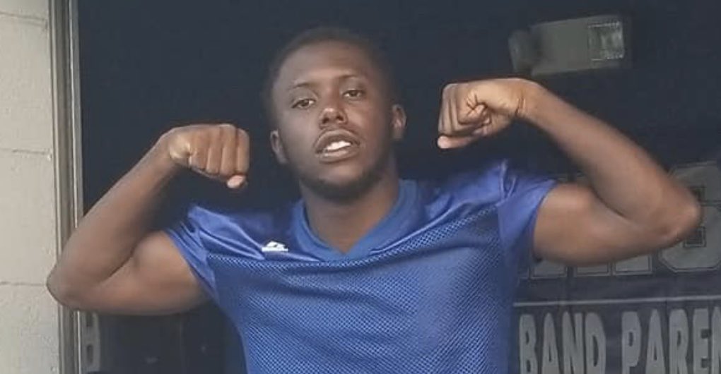 rollerbball's tweet photo. Sharpshooting senior @DavenportKavel netted 60 treys on the season and was second on the Mid-Penn leaderboard for regular-season threes made. Congratulations, Kavel!! #buckets #automatic #rollerhoops 🏀 https://t.co/yRlQhDtelL