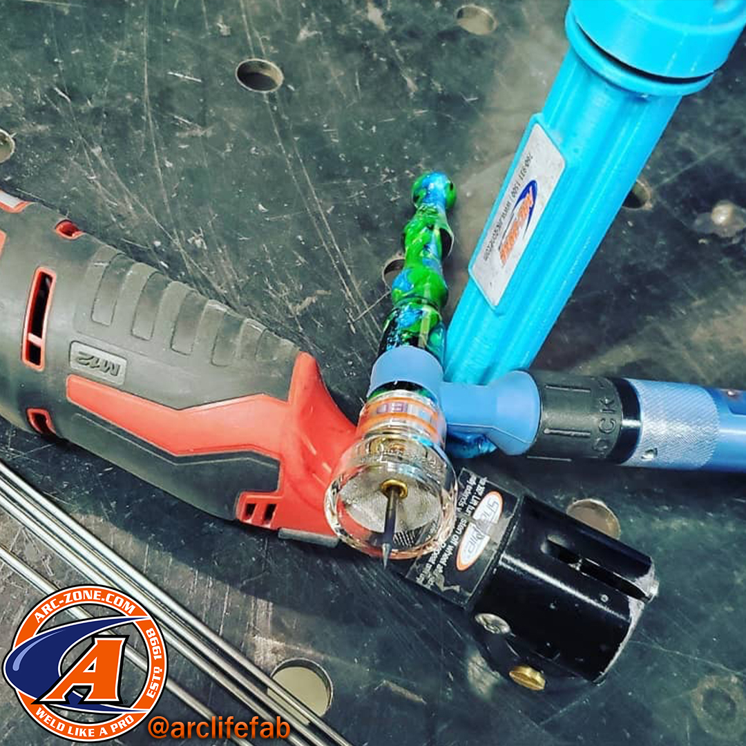 arczone's tweet photo. These are a few of @arclifefab's favorite things! He uses the Sharpie™ Tungsten Grinder, #arctime tungsten, #arcsaber tungsten holder, @edgeweldingcups, @ckworldwide gas lens and wedge collet,  #dirtythumbbackcaps by @drew.butcher and GT1 torch from @krueger.schweisstechnik https://t.co/meKMZ6APKG