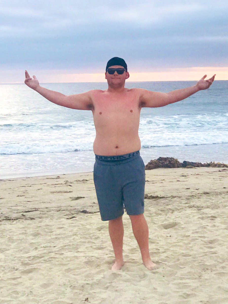 BoogieBear640's tweet photo. It’s almost summer time California here i come 🏖🏖 https://t.co/SnpHanm0H8