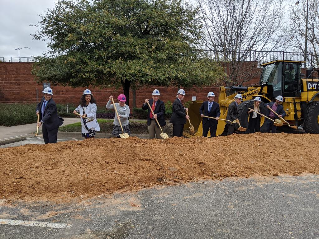 dellchildrens's tweet photo. Dell Children’s Medical Center today broke ground for Dell Children’s Specialty Pavilion, a new state-of-the-art outpatient facility that will house world-class cardiovascular, neurosciences and cancer programs for children and families in Central Texas. https://t.co/hpp0bGcT8i