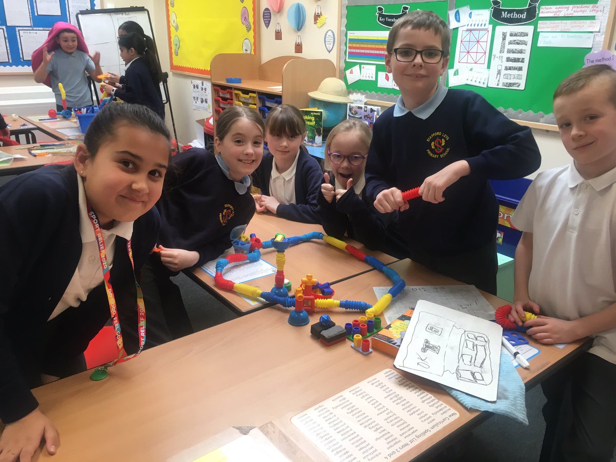 StaffytheDragon's tweet image. We especially loved our learning today in Class 13! #denzelthedolphin #developaloveoflearning