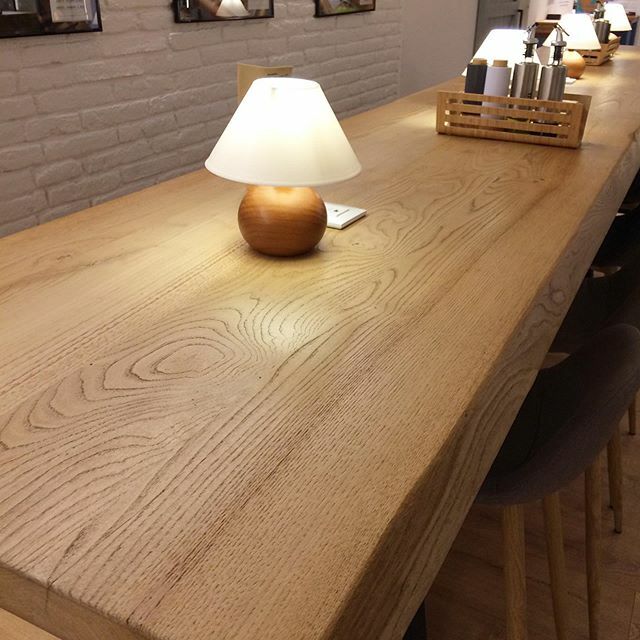MadeBernauer's tweet photo. Pranchas com bordas orgânicas. Efeito visual garantido para atrair olhares. Descubra as peças maciças que temos disponíveis. #madeira #madeireirabernauer https://t.co/m8AWH942lr https://t.co/UODslhG94S