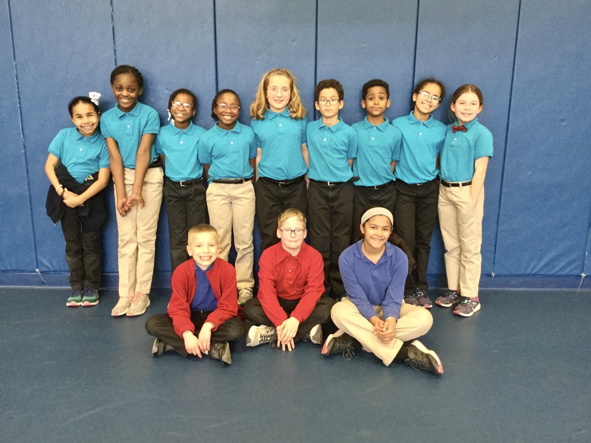 PeirsonsPupils's tweet photo. One fish, two fish, red fish, blue fish day! #ReadAcrossAmerica https://t.co/HLV19sFPPj
