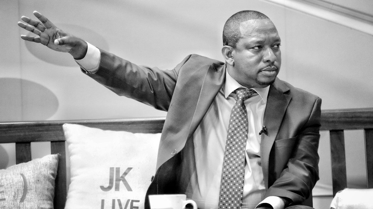 showshox's tweet photo. #full GOVERNOR#JKLive https://t.co/emB0ggNCMi