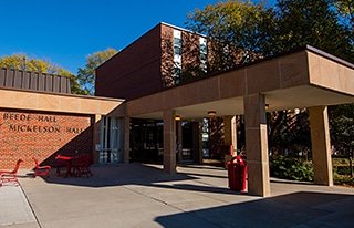 Hello everyone, what a beautiful day we're having! If you can bare to come inside for a little while, we are having our general assembly meeting today at 5pm in the Beede/Mick basement. Hope to see you there! #goyotes🐾
