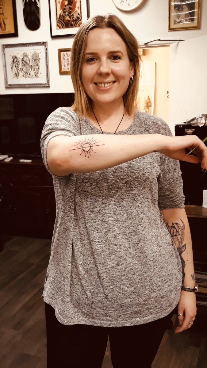 ScriptLoveUK's tweet photo. I finally did it. WOO HOO!!!!! @thescript @TheScript_Danny @GlenOfThePower #SunsetsandFullMoons #TheScriptTattoo https://t.co/PrN0dCALrS