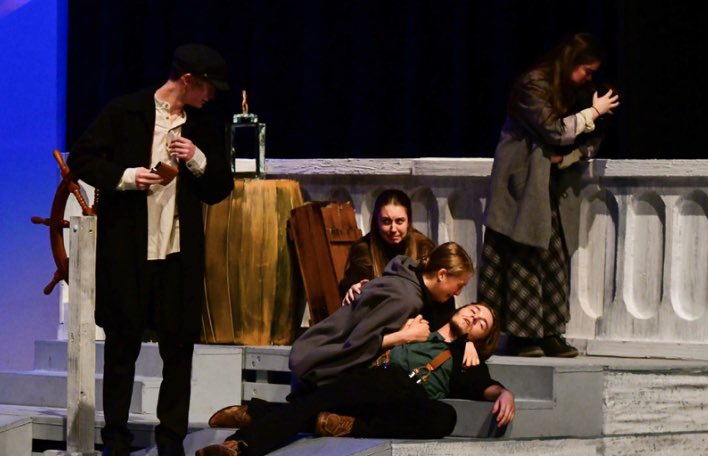 VHS Drama Club tweet media