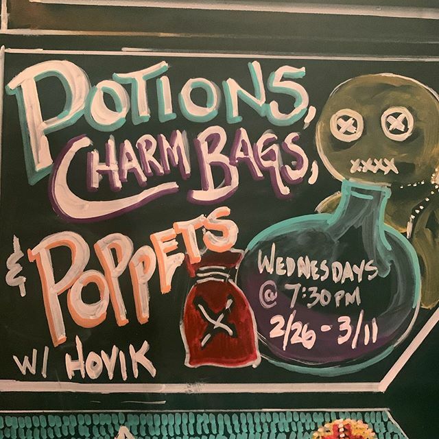 HGmagick's tweet photo. Tonight we take on #charmbags #mojobags so be sure to call and get on the list for class!! 818-985-2010
#thegreenmanstore #witchcraft #witchesofinstagram #pagan #oldways #hoodoo #shamanism #rootwork #spell #occult #metaphysicalstore #losangeles #magic https://t.co/IwcsIcH1kq