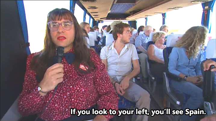 intermova's tweet photo. 🚌 Best holiday rep ever | Лучший в мире гид⠀
#intermova_Fun #LittleBritain #МаленькаяБритания #ВашаБриташа #LittleBritainAbroad #ChristmasSpecial #DavidWalliams #ДэвидУолльямс #CarolBeer #КэролБир #Spain #holiday #отпуск #ОтдыхвИспании #holidayrep #travelrep #турагент #гид https://t.co/4u3lq8qdwZ