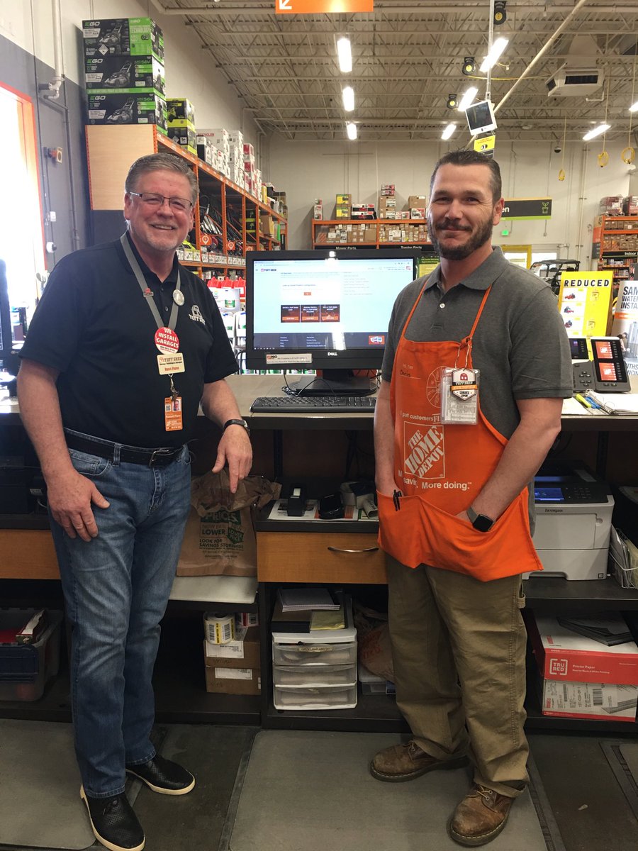 TUFFSHEDRussell's tweet photo. Chris from the service desk at 2216 Leavenworth did a great job with his first Tuff Shed quote! The customer was very impressed and will be back this afternoon to purchase! Way to go Chris!! ⁦@WhitefleetChris⁩ ⁦ https://t.co/noFyGarNUH