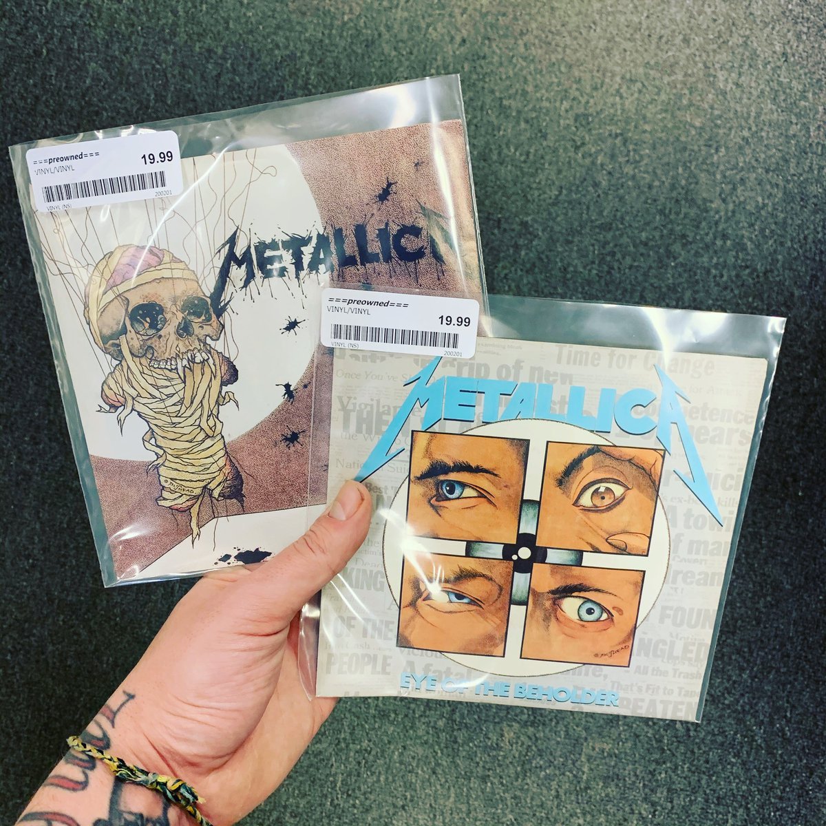 ExclusiveCo's tweet photo. Metallica Eye Of the Beholder w/b Breadfan and One w/b The Prince preowned 7” records into our Greenfield store! https://t.co/7wuEFbUcoJ