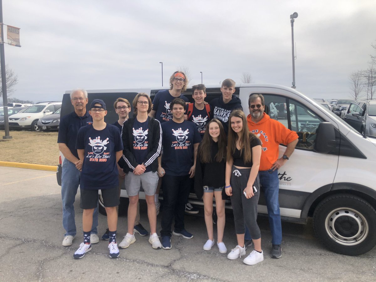 OEBowlBoosters's tweet photo. The Hawks and Kellie are off to the State Tournament! Best of luck to you all and boys remember to relax, breathe and keep up the momentum! Let’s do this!! #oneframeatatime #headbandsrule https://t.co/FXQFGMpC1L