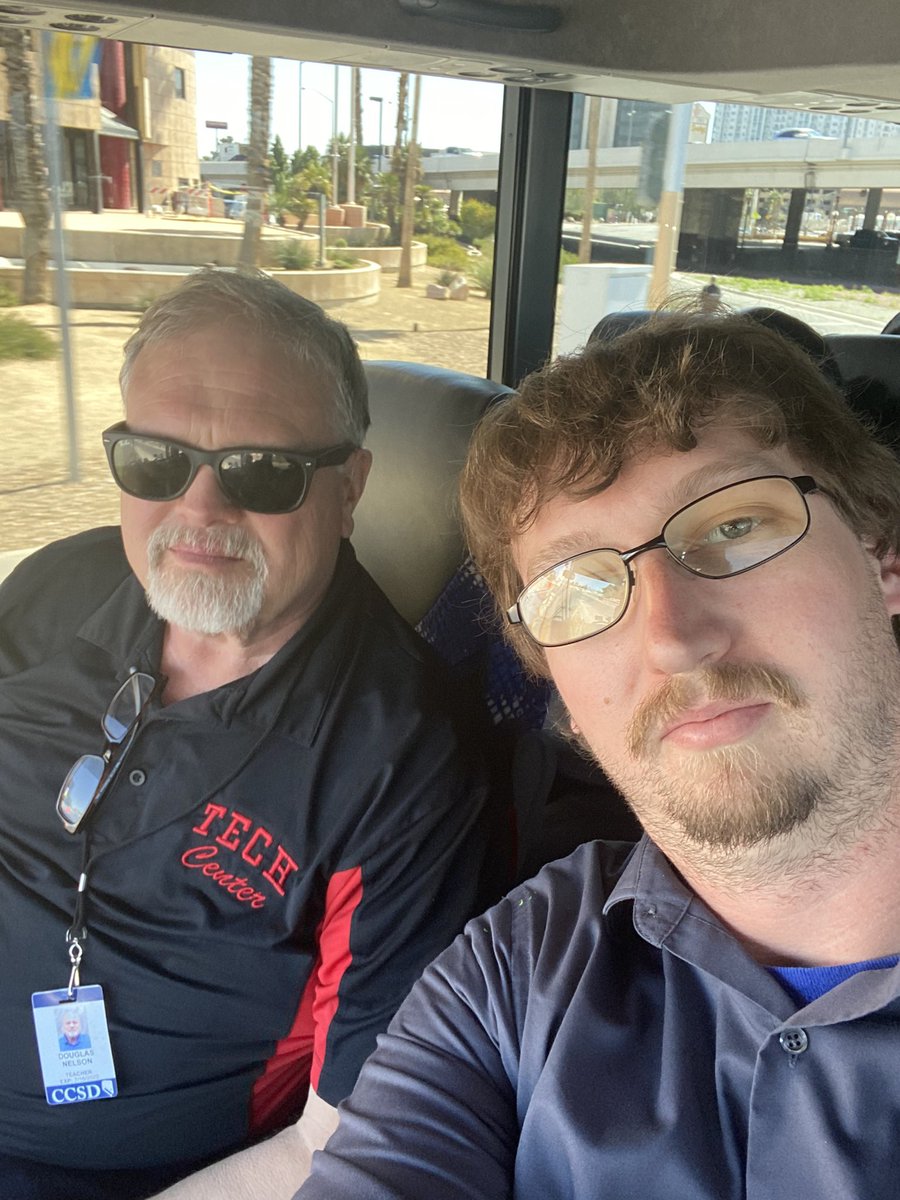 DrTechCenter's tweet photo. Circa field trip!!!!! Students got to see an active construction site. Thank you CTE and McCarthy for making this happen. https://t.co/ZEcndEXbto