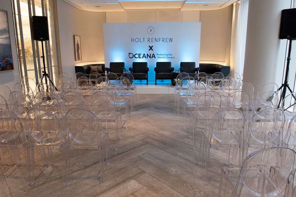 ClarksAV's tweet photo. What an incredible panel discussion #UncrateOceans featuring leaders in ocean conservation
Kudos to Holt Renfrew and Alexandra Weston and their H Project @holtshproject @holtrenfrew
.
.
#UncrateOceans #VancouverBound #VancouverMade #hproject #sustainableproducts #oceanacanada https://t.co/3w7mLGZOMF