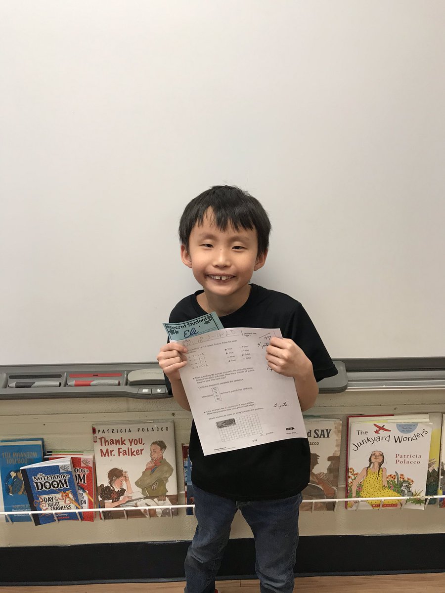 BCSDThirdGrade's tweet photo. I think I did very good on my math test! By Eli #befabulous #becool https://t.co/v0WOBgz2nw