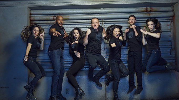 Daren_sanctuary's tweet photo. Bro I’m literally so excited for this Spring/Summer #The100 #agentsofshields #Stargirl https://t.co/FjF9aenT6i