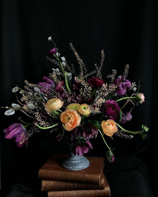 A few of the left overs from last weeks February flower faffery workshop. I can’t wait to have my own flowers to arrange with. Not long now, the cutting garden is coming to life. ift.tt/2TlEQ2m